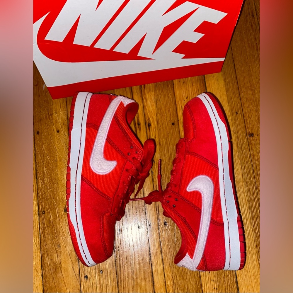 Nike Dunk Valentine Day SZ 3 - Picture 3 of 7